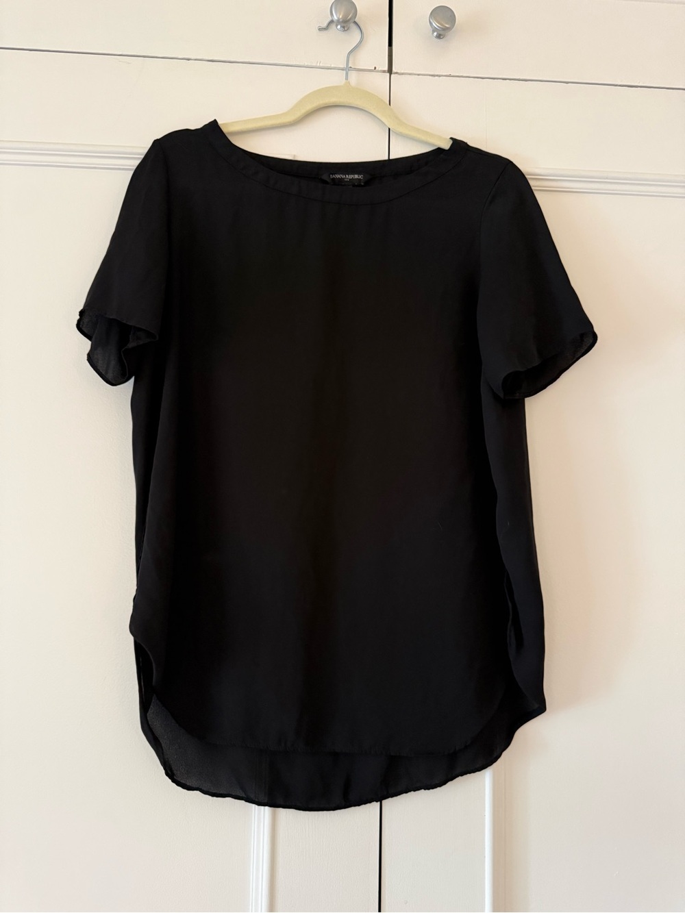 Banana Republic Black Short Sleeve Crewneck Blouse